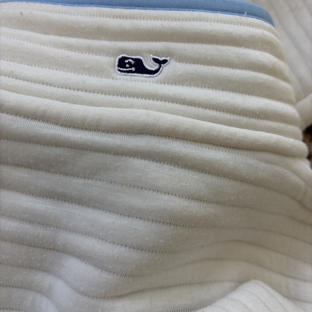 Vineyard Vines Women's Cream Quilted Pullover with Light Blue Trim - Picture 7 of 7